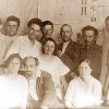 Во втором ряду слева направо: первый - И.М. Соловьев, третий - А.Р. Лурия, пятый - Л.С.Выготский, седьмой - Л.В. Занков.